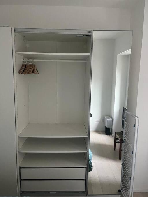 Modern Apartment - Walking Distance To Milan Central Station Exterior foto